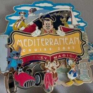 Assorted Disney Pins/Nicole